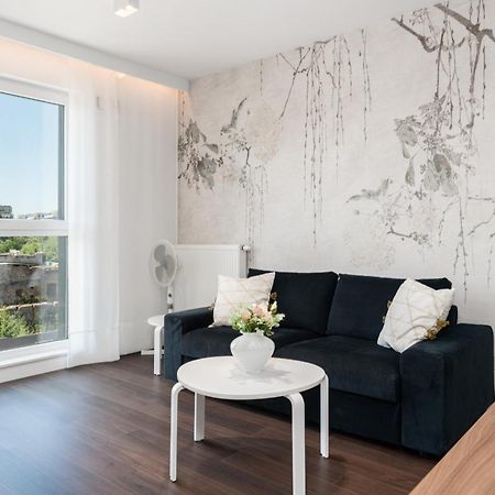 Stylish & Comfy Garbary Apartments With Parking By Noclegi Renters Poznań Exterior foto