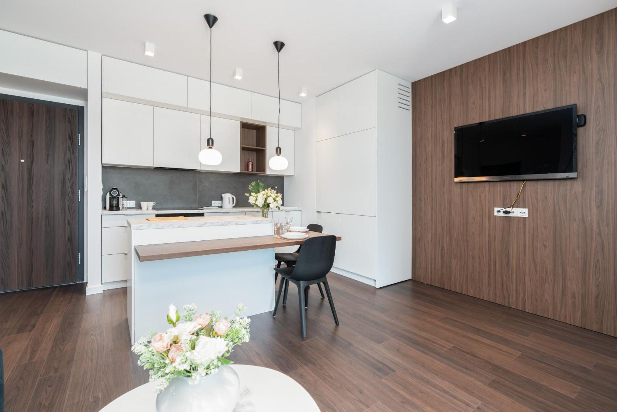 Stylish & Comfy Garbary Apartments With Parking By Noclegi Renters Poznań Exterior foto