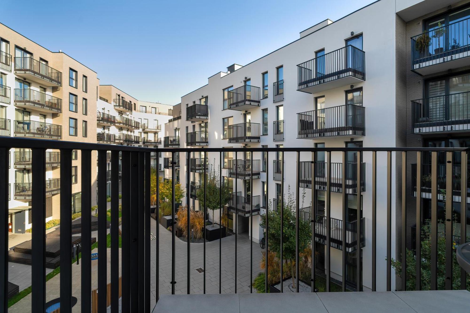 Stylish & Comfy Garbary Apartments With Parking By Noclegi Renters Poznań Exterior foto